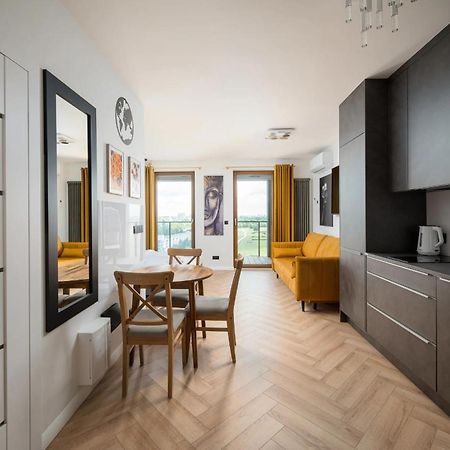 Premium Studio Klobucka Airport Warsawa Bagian luar foto