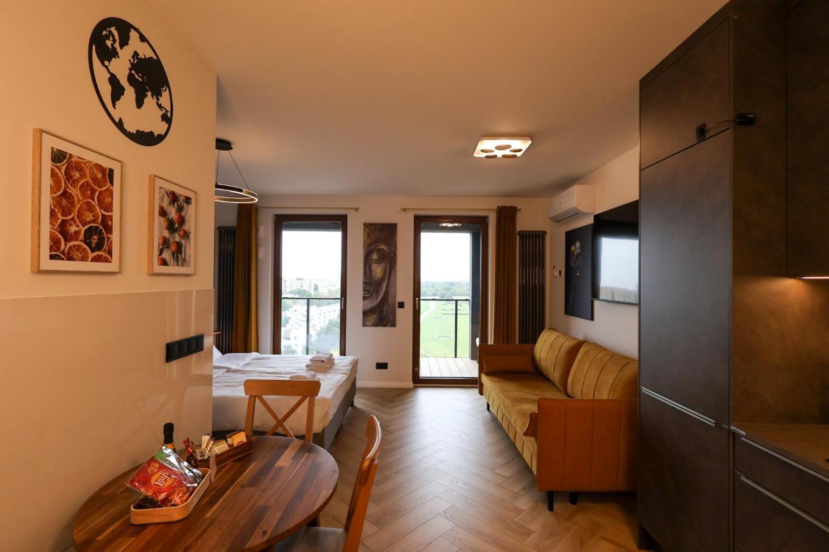 Premium Studio Klobucka Airport Warsawa Bagian luar foto